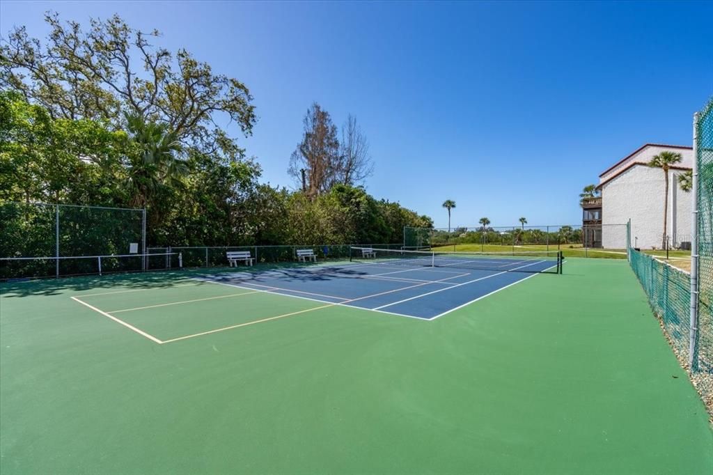 En Venta: $330,000 (2 camas, 1 baños, 1036 Pies cuadrados)