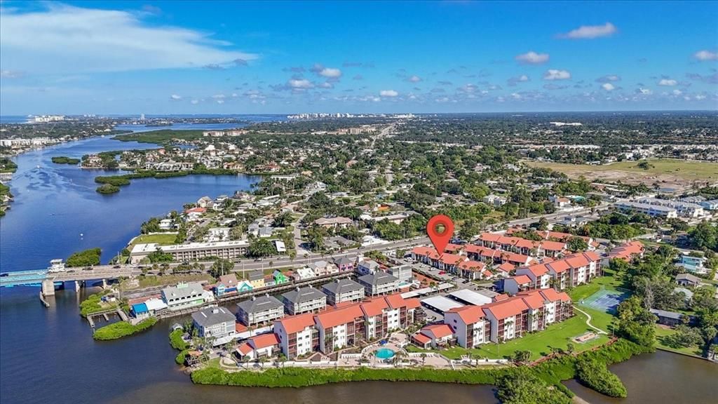 En Venta: $330,000 (2 camas, 1 baños, 1036 Pies cuadrados)