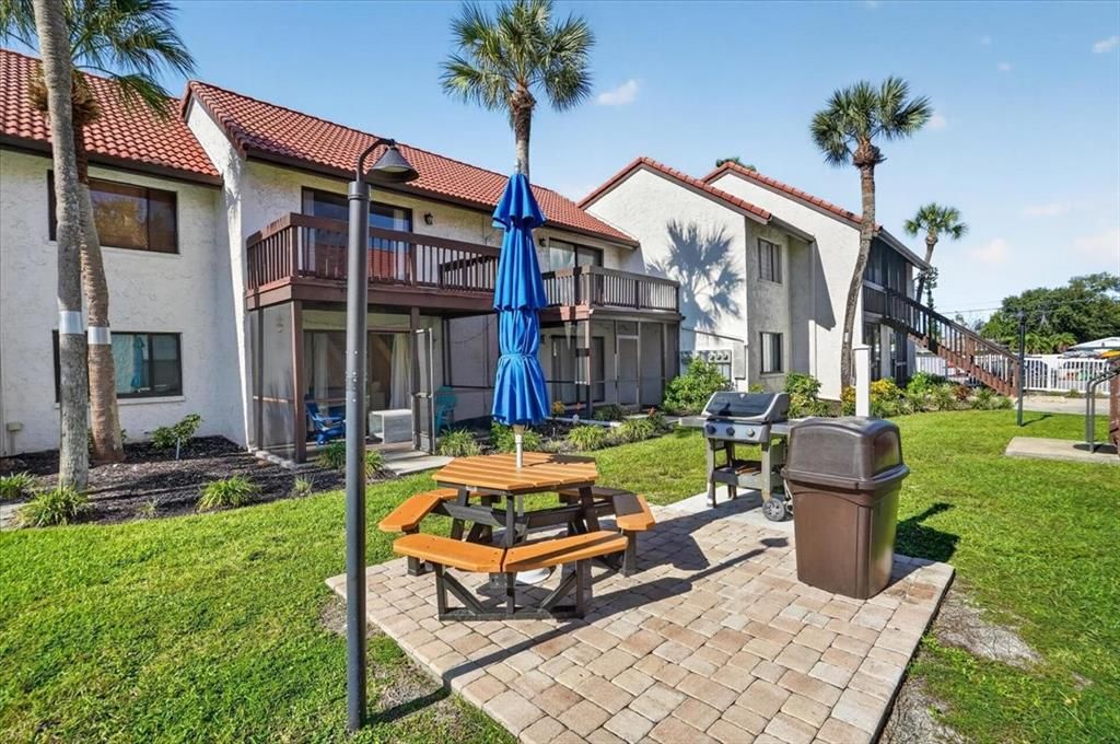 En Venta: $330,000 (2 camas, 1 baños, 1036 Pies cuadrados)