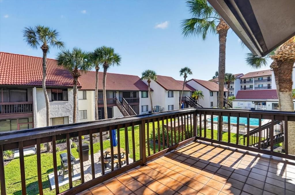En Venta: $330,000 (2 camas, 1 baños, 1036 Pies cuadrados)