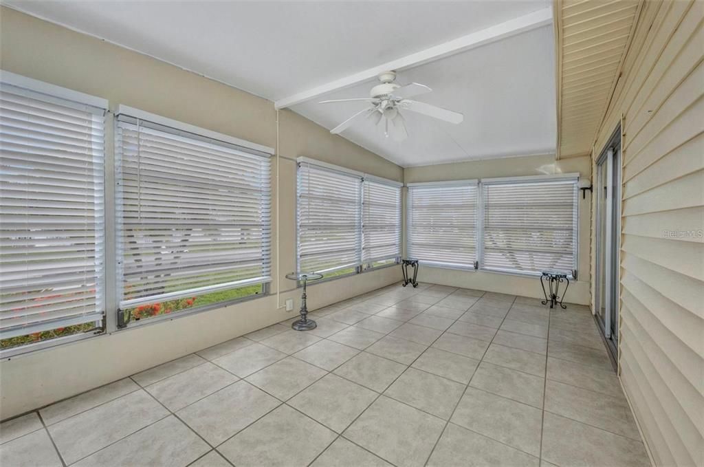 En Venta: $94,900 (2 camas, 2 baños, 1152 Pies cuadrados)