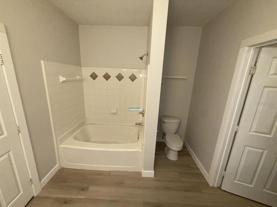 En Renta: $1,995 (2 camas, 2 baños, 1116 Pies cuadrados)