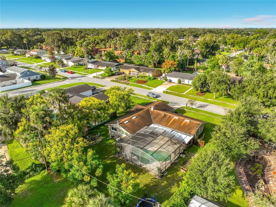 На продажу: $445,000 (4 спален, 2 ванн, 1791 Квадратных фут)
