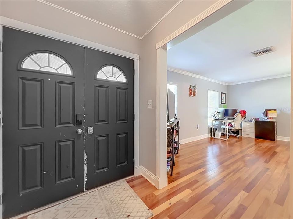 На продажу: $445,000 (4 спален, 2 ванн, 1791 Квадратных фут)