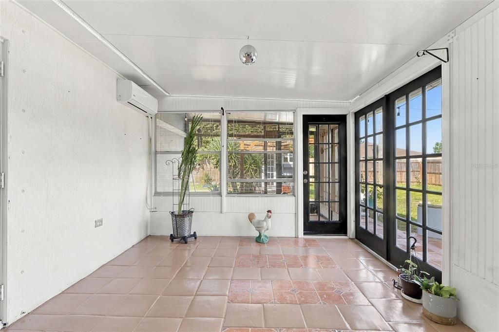 На продажу: $325,000 (3 спален, 2 ванн, 1932 Квадратных фут)