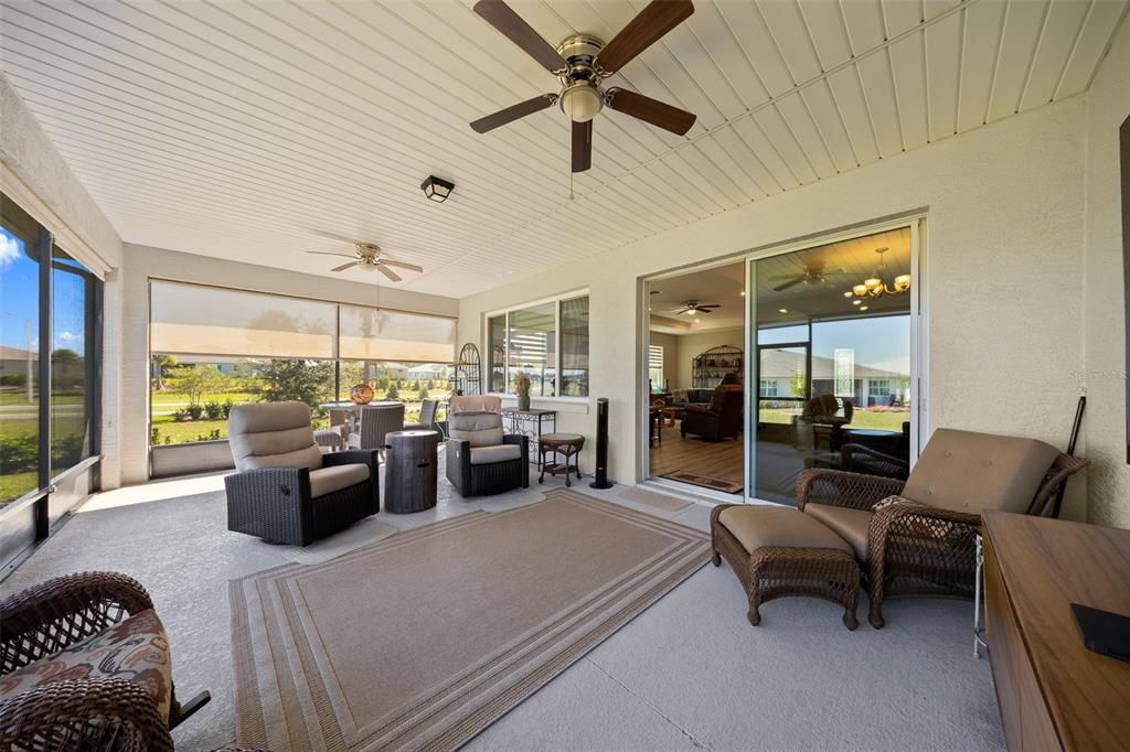 For Sale: $440,000 (2 beds, 2 baths, 2019 Square Feet)