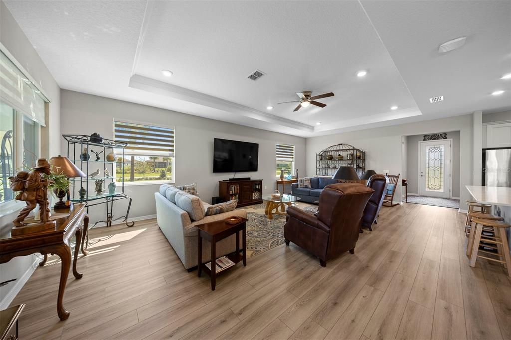 For Sale: $440,000 (2 beds, 2 baths, 2019 Square Feet)