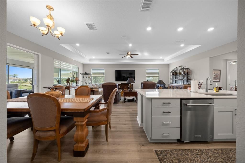For Sale: $440,000 (2 beds, 2 baths, 2019 Square Feet)