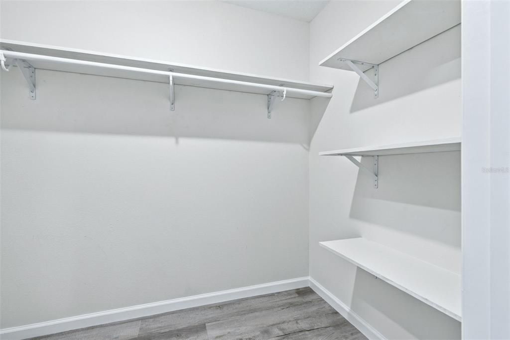 На продажу: $309,000 (3 спален, 2 ванн, 1416 Квадратных фут)