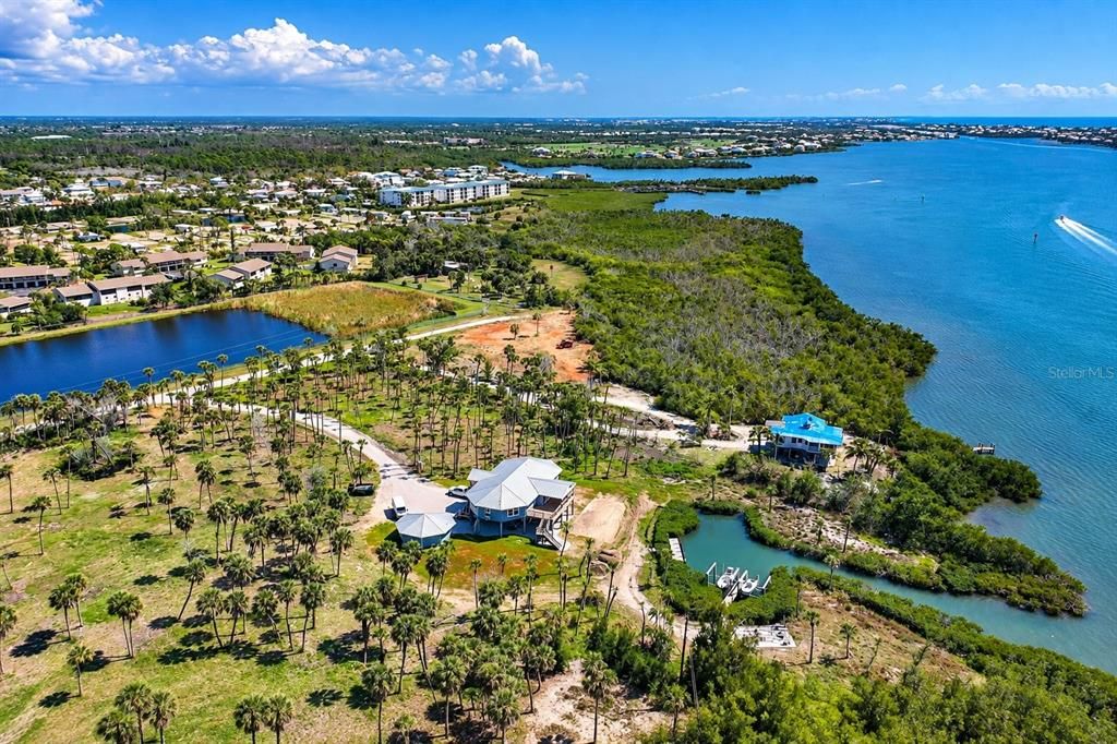 En Venta: $849,000 (4.49 acres)