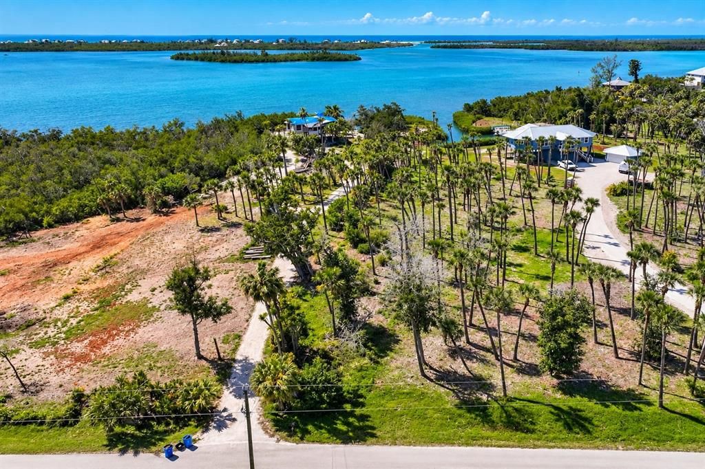 En Venta: $849,000 (4.49 acres)