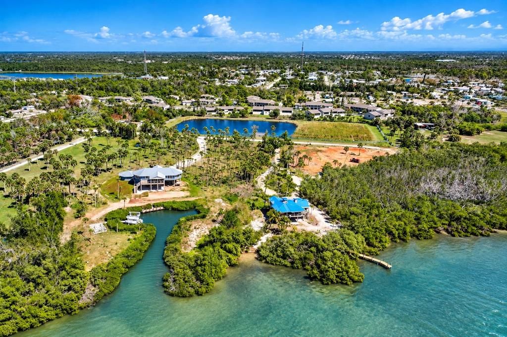 En Venta: $849,000 (4.49 acres)