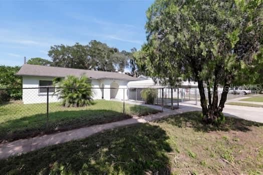 En Venta: $338,000 (4 camas, 2 baños, 1385 Pies cuadrados)