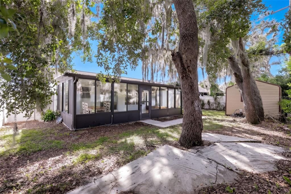 En Venta: $338,000 (4 camas, 2 baños, 1385 Pies cuadrados)