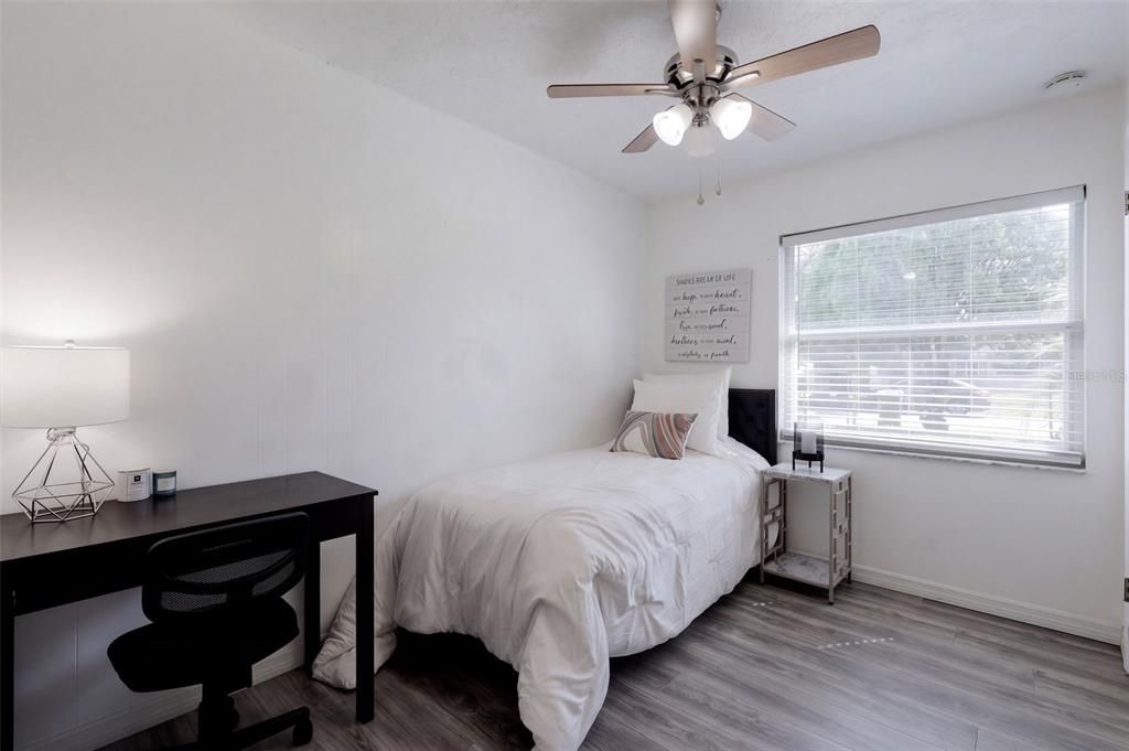 En Venta: $338,000 (4 camas, 2 baños, 1385 Pies cuadrados)