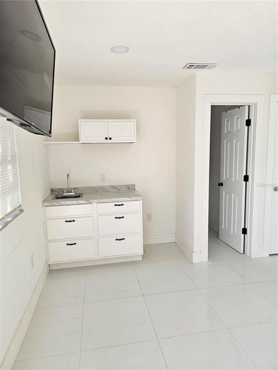 En Venta: $565,000 (4 camas, 5 baños, 1848 Pies cuadrados)