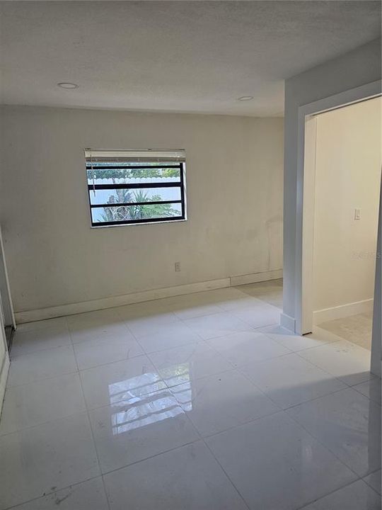 En Venta: $565,000 (4 camas, 5 baños, 1848 Pies cuadrados)