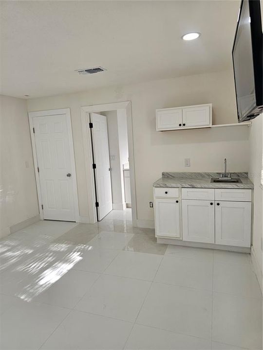 En Venta: $565,000 (4 camas, 5 baños, 1848 Pies cuadrados)