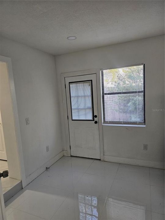 En Venta: $565,000 (4 camas, 5 baños, 1848 Pies cuadrados)