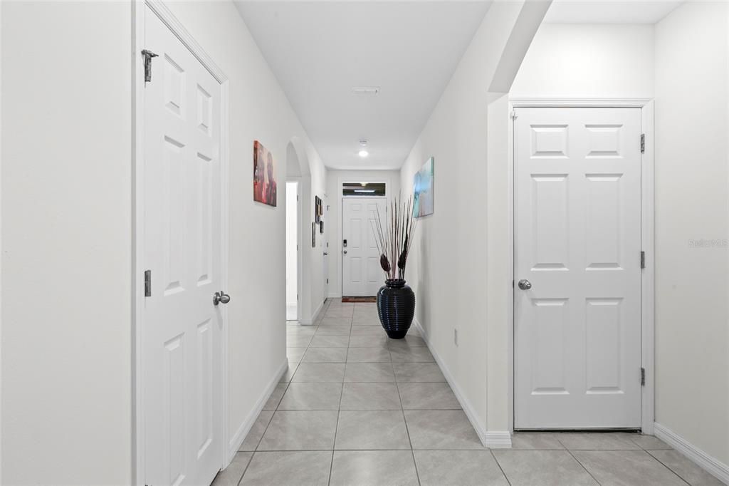 En Venta: $349,999 (4 camas, 2 baños, 1830 Pies cuadrados)