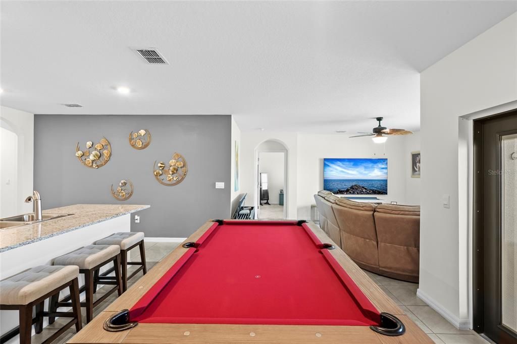 En Venta: $349,999 (4 camas, 2 baños, 1830 Pies cuadrados)