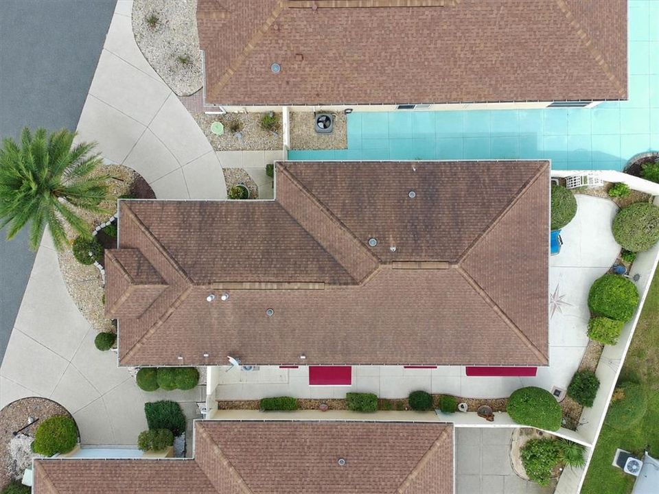For Sale: $319,900 (2 beds, 2 baths, 1146 Square Feet)