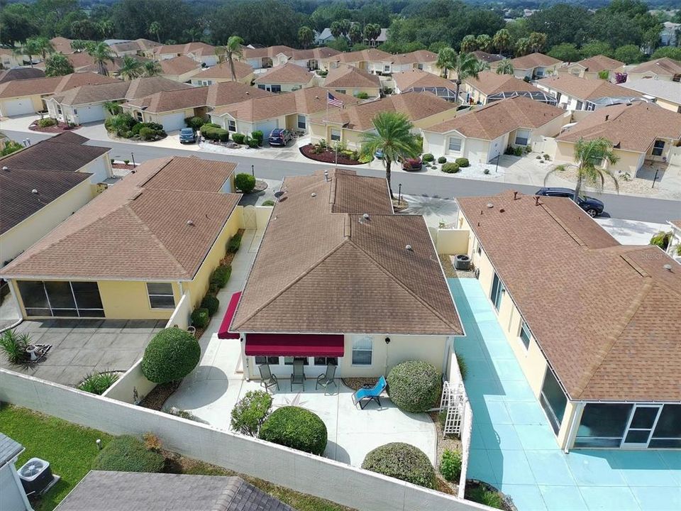 For Sale: $319,900 (2 beds, 2 baths, 1146 Square Feet)