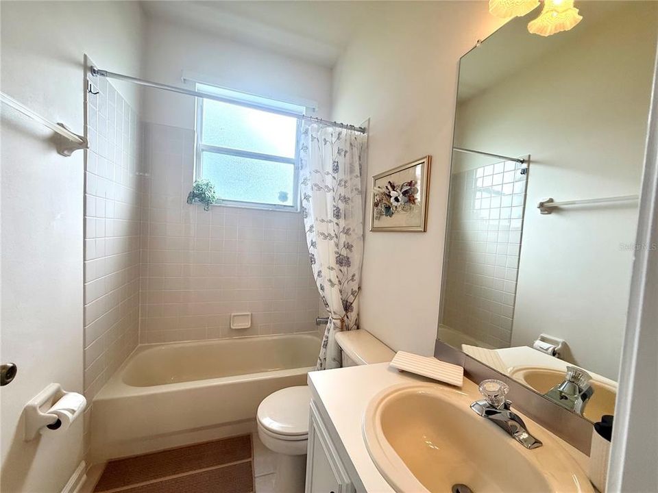 В аренду: $3,950 (3 спален, 2 ванн, 1637 Квадратных фут)