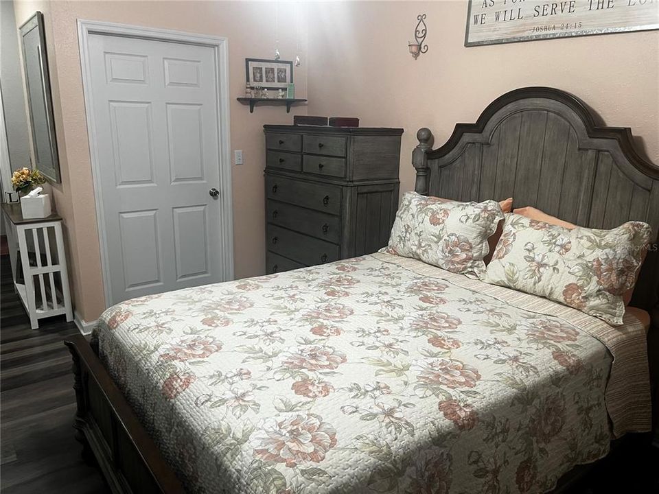En Venta: $324,900 (3 camas, 2 baños, 1344 Pies cuadrados)