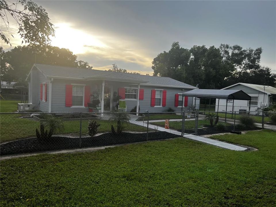 En Venta: $324,900 (3 camas, 2 baños, 1344 Pies cuadrados)