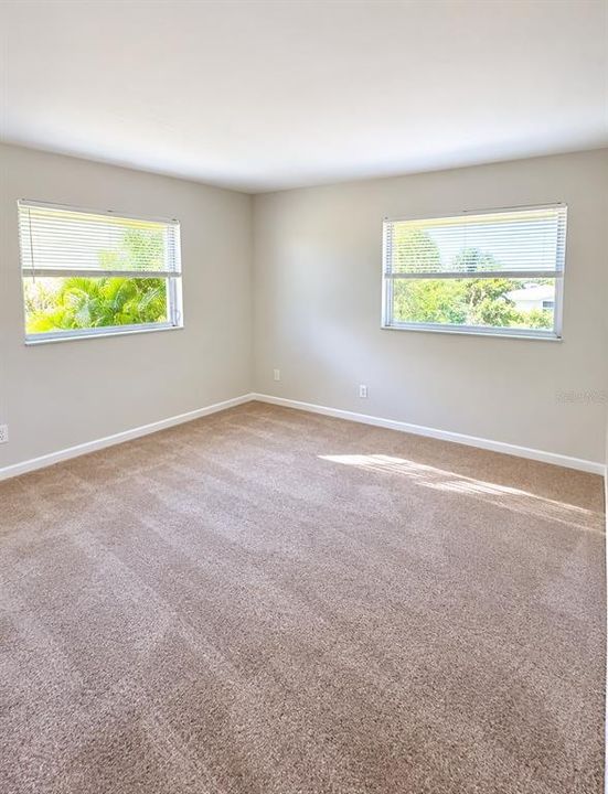 На продажу: $429,900 (3 спален, 2 ванн, 1287 Квадратных фут)