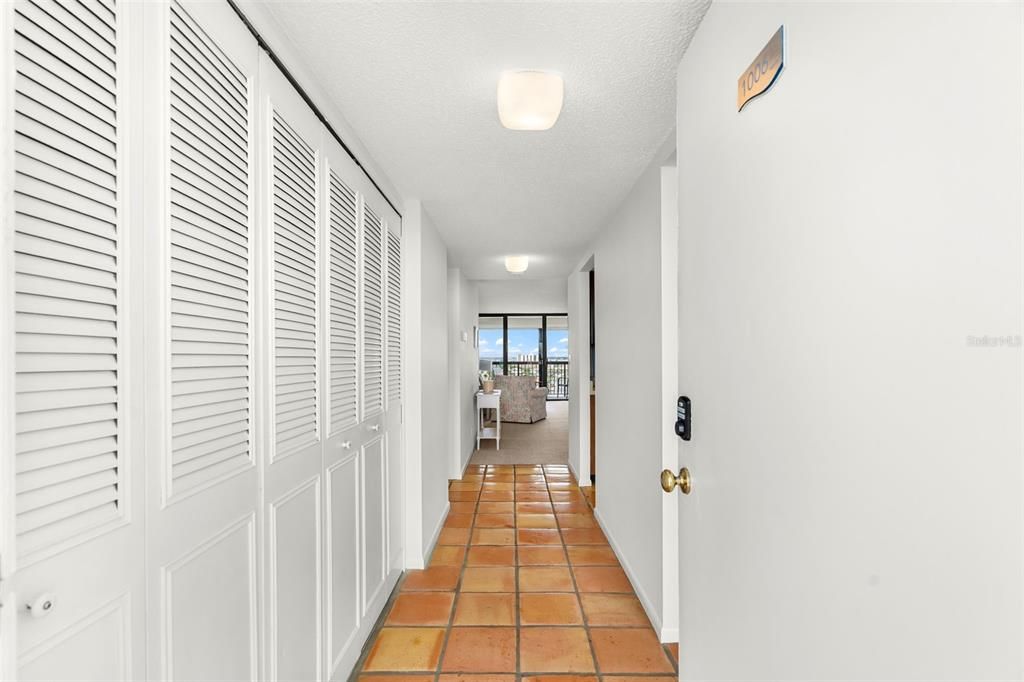 En Venta: $469,000 (2 camas, 2 baños, 1175 Pies cuadrados)