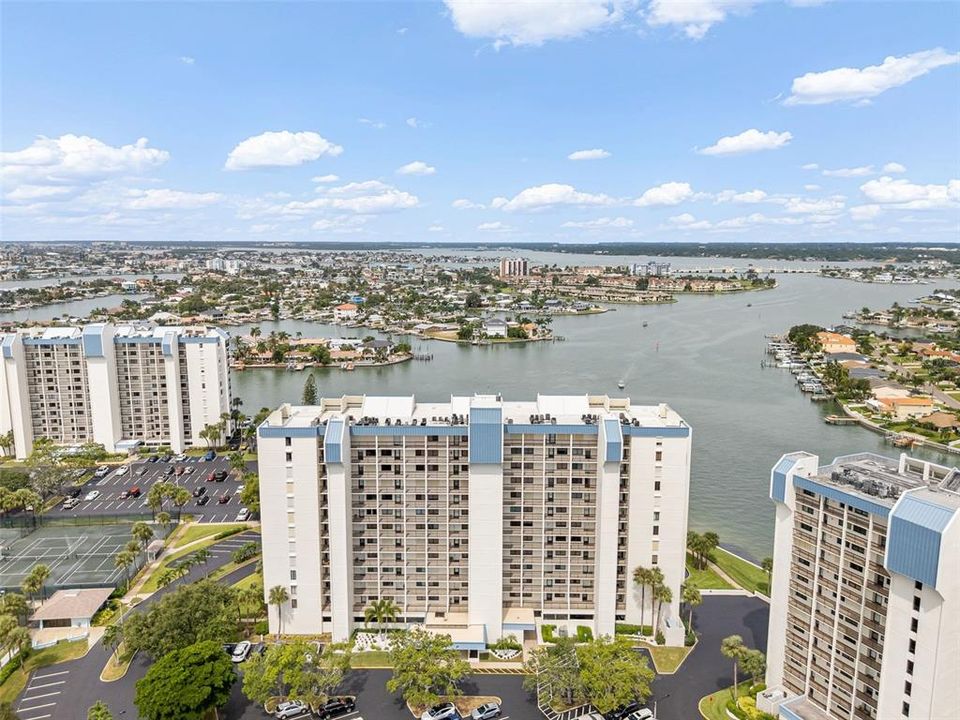 En Venta: $469,000 (2 camas, 2 baños, 1175 Pies cuadrados)