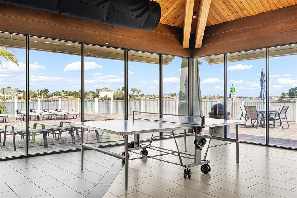 En Venta: $469,000 (2 camas, 2 baños, 1175 Pies cuadrados)