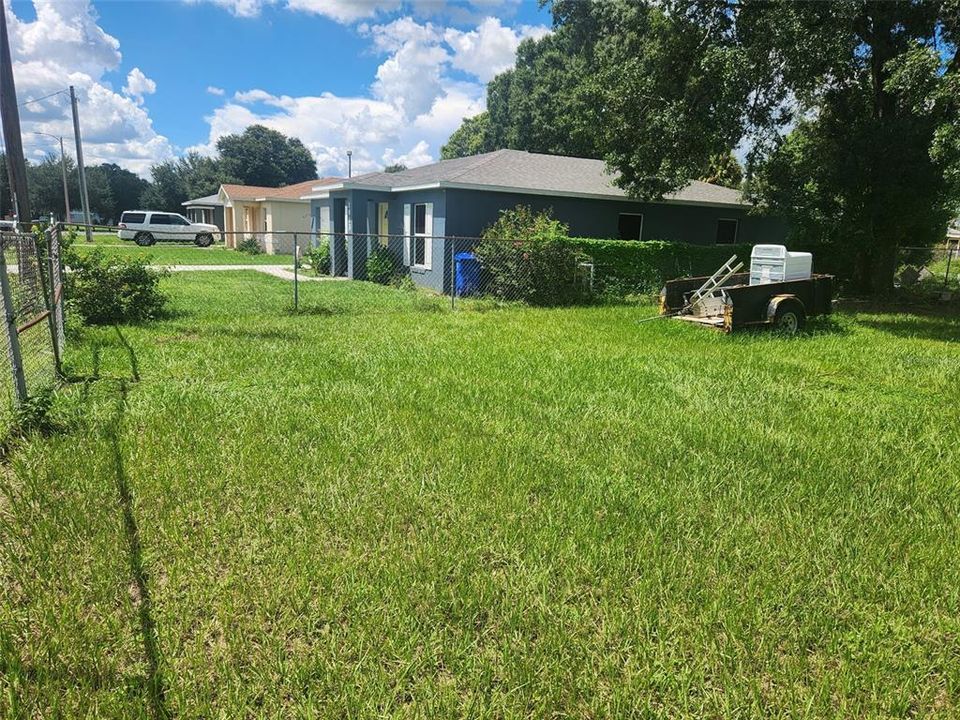 На продажу: $53,000 (0.19 acres)