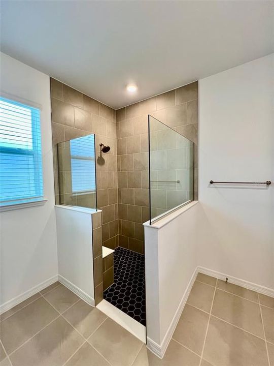 В аренду: $2,395 (3 спален, 2 ванн, 1856 Квадратных фут)