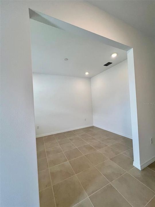 В аренду: $2,395 (3 спален, 2 ванн, 1856 Квадратных фут)