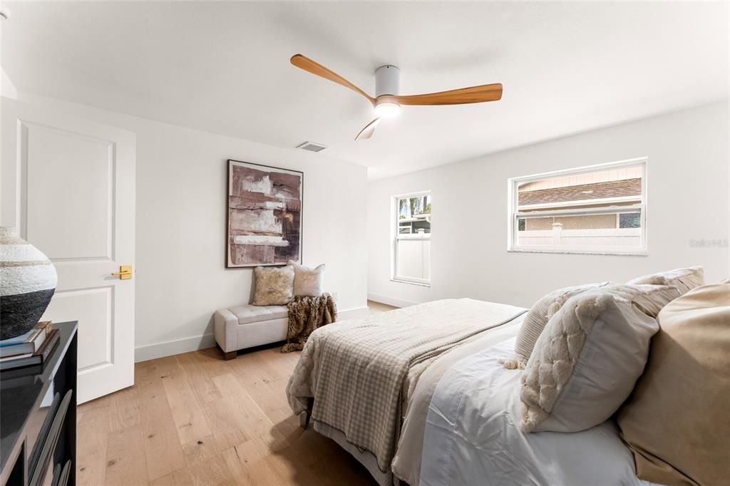 En Venta: $574,900 (4 camas, 2 baños, 1844 Pies cuadrados)