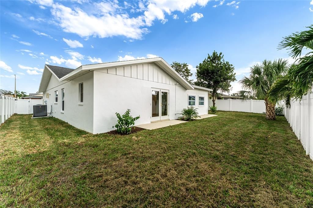 En Venta: $574,900 (4 camas, 2 baños, 1844 Pies cuadrados)