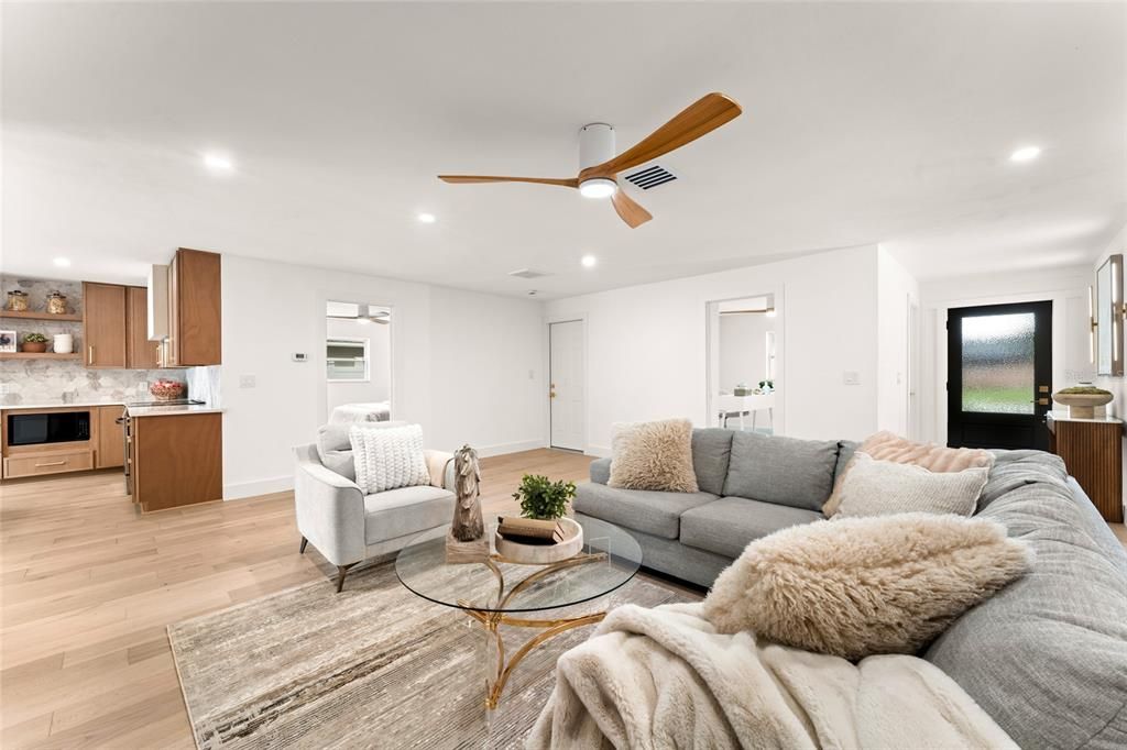 En Venta: $574,900 (4 camas, 2 baños, 1844 Pies cuadrados)
