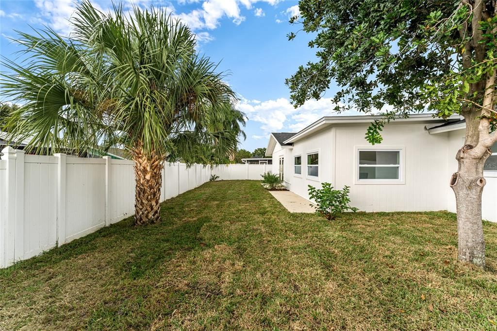 En Venta: $574,900 (4 camas, 2 baños, 1844 Pies cuadrados)