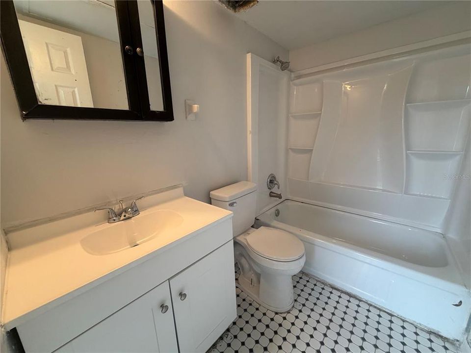 En Venta: $399,000 (4 camas, 0 baños, 2542 Pies cuadrados)