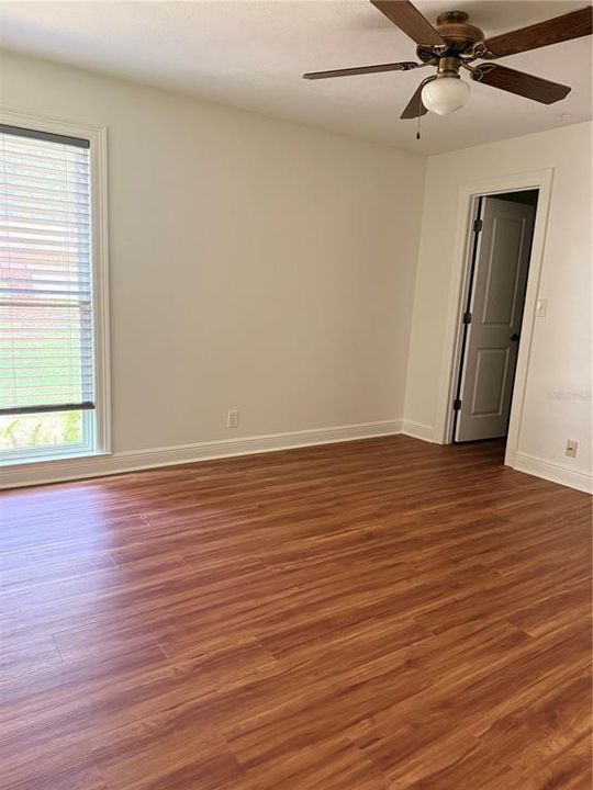 В аренду: $1,695 (2 спален, 2 ванн, 1132 Квадратных фут)