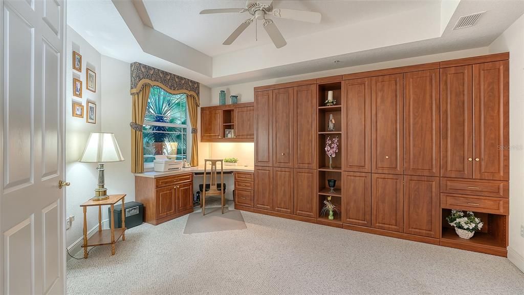 На продажу: $649,000 (3 спален, 2 ванн, 1983 Квадратных фут)