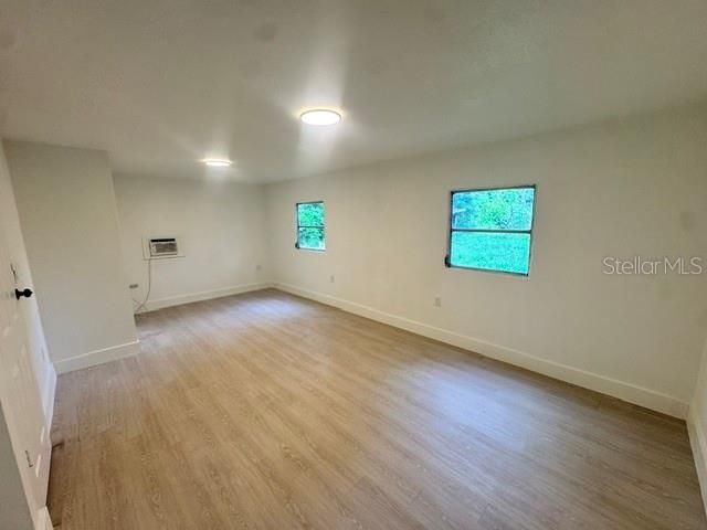 В аренду: $2,495 (3 спален, 2 ванн, 1155 Квадратных фут)