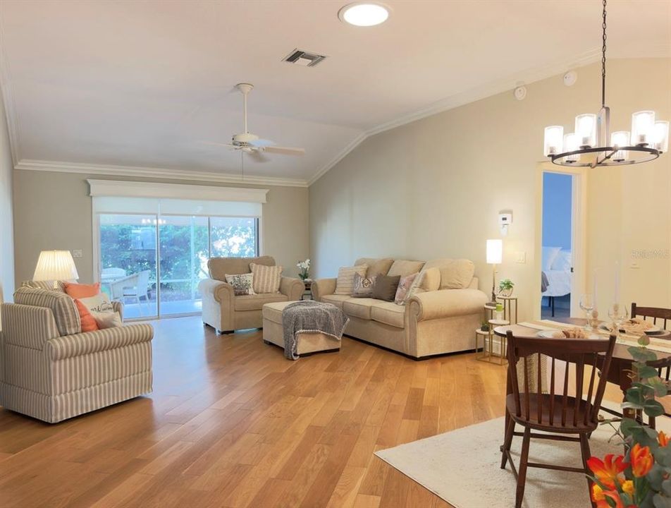 For Sale: $400,000 (3 beds, 2 baths, 1568 Square Feet)