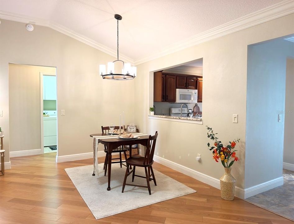 For Sale: $400,000 (3 beds, 2 baths, 1568 Square Feet)