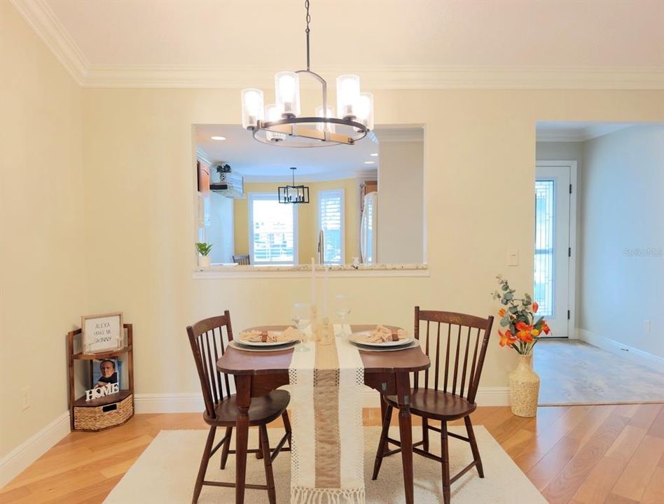 For Sale: $400,000 (3 beds, 2 baths, 1568 Square Feet)