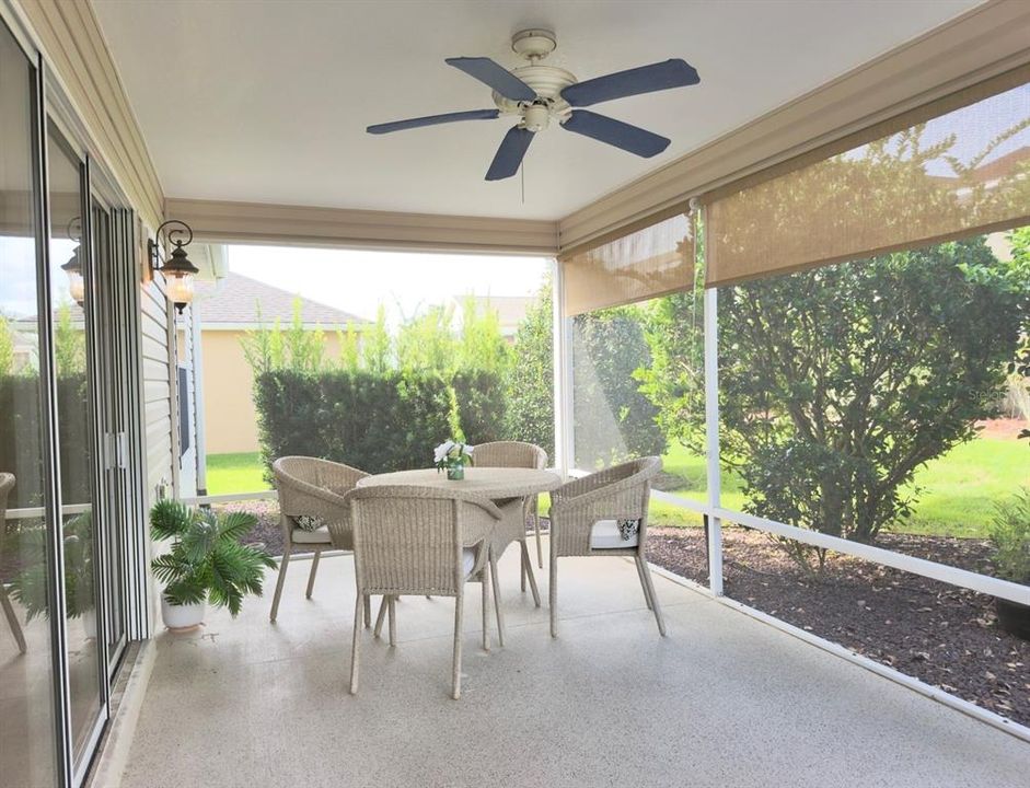 For Sale: $400,000 (3 beds, 2 baths, 1568 Square Feet)