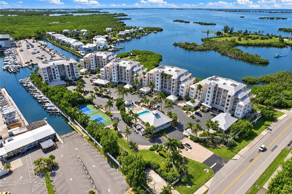 En Venta: $675,000 (3 camas, 2 baños, 1456 Pies cuadrados)